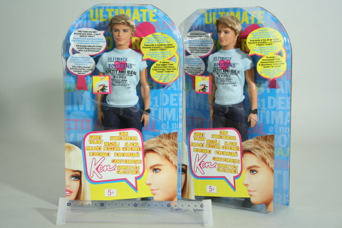 Barbie Mluvící Ken T7432