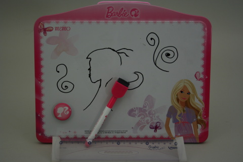 Barbie magnetická tabulka na psaní-růžová