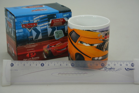 Dětský hrníček Cars v krabičce 