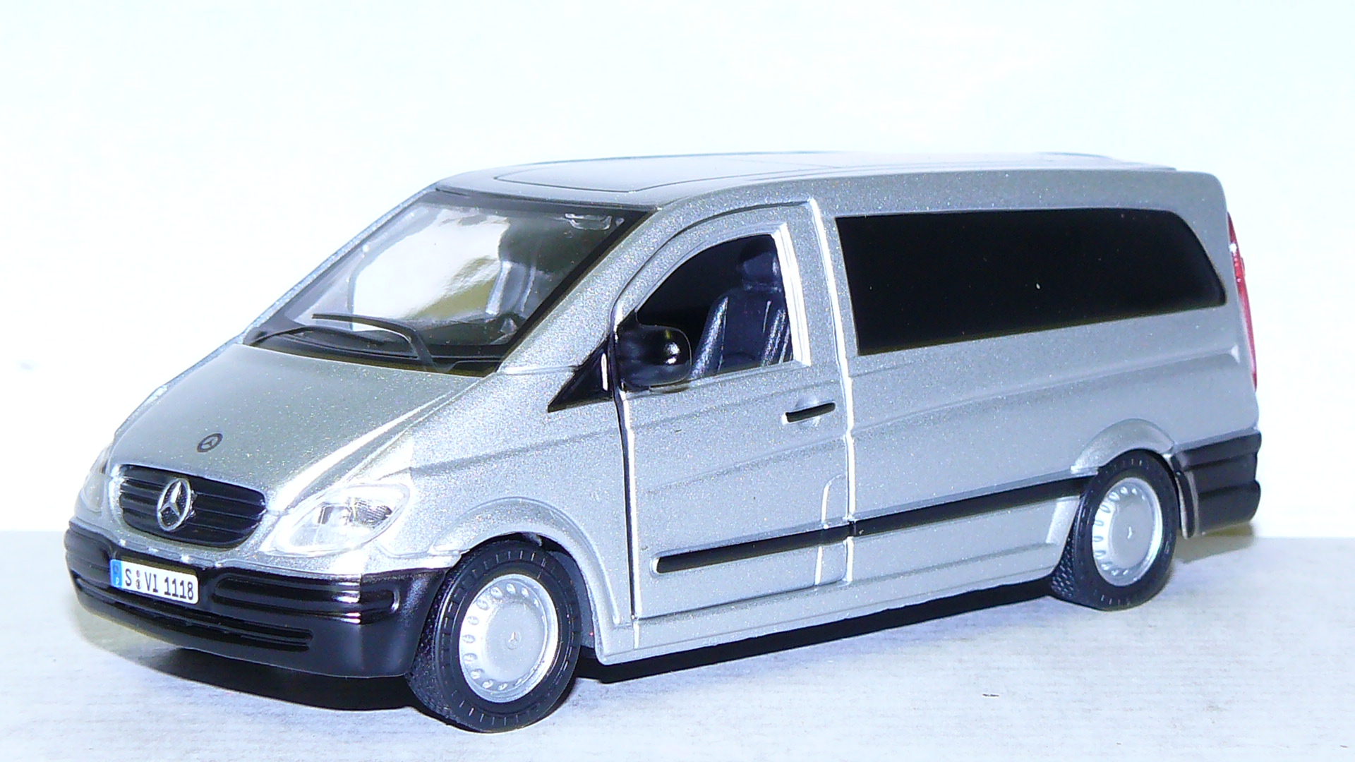 BBURAGO STREET FIRE Collezione Mercedes Benz Vito