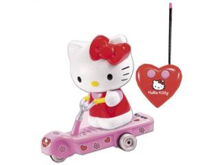 Hello Kitty na skůtru  