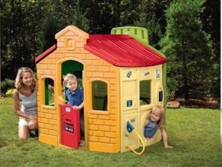 Městský domek na hraní Evergreen - Little Tikes 444C